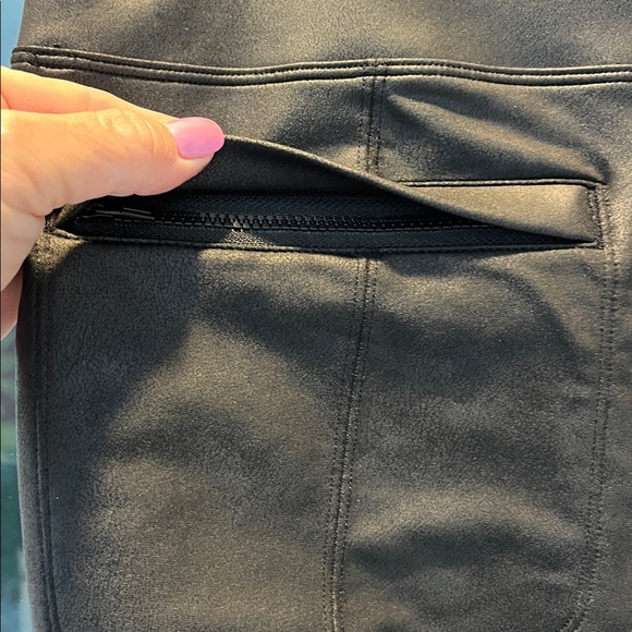 Athleta Delancey Gleam Tight Leggings Black Sz L NWOT - Picture 6 of 7